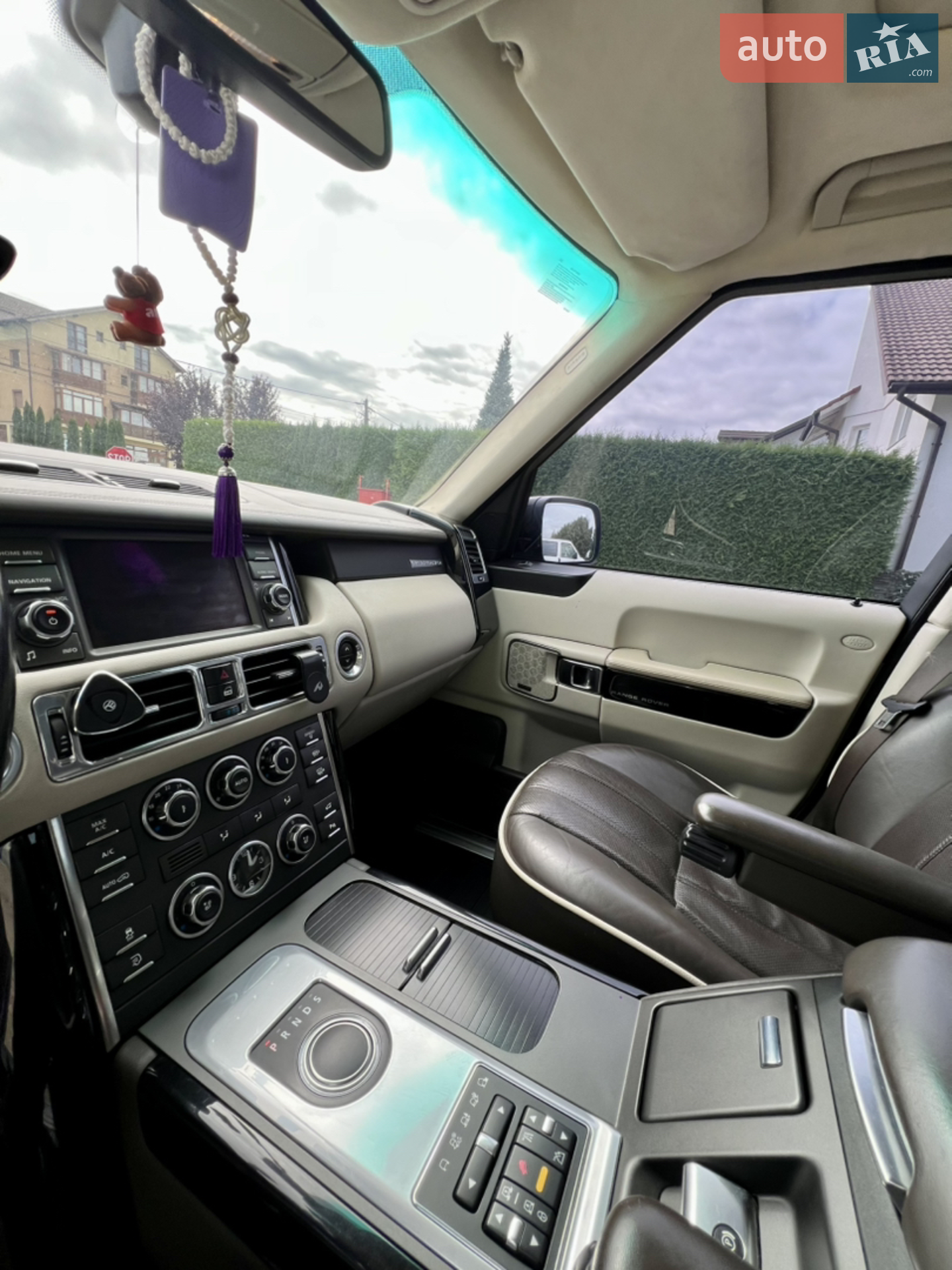 2011 Land Rover Range Rover - мініатюра 124