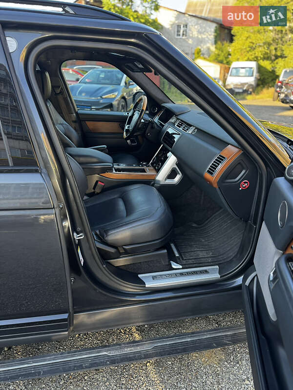 Внедорожник / Кроссовер Land Rover Range Rover 2018 в Ужгороде фото 16 Внедорожник / Кроссовер Land Rover Range Rover 2018 в Ужгороде