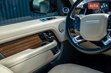 Внедорожник / Кроссовер Land Rover Range Rover 2018 в 
