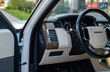 Внедорожник / Кроссовер Land Rover Range Rover 2018 в 