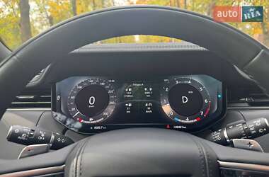 Позашляховик / Кросовер Land Rover Range Rover 2023 в  фото 7 Позашляховик / Кросовер Land Rover Range Rover 2023 в