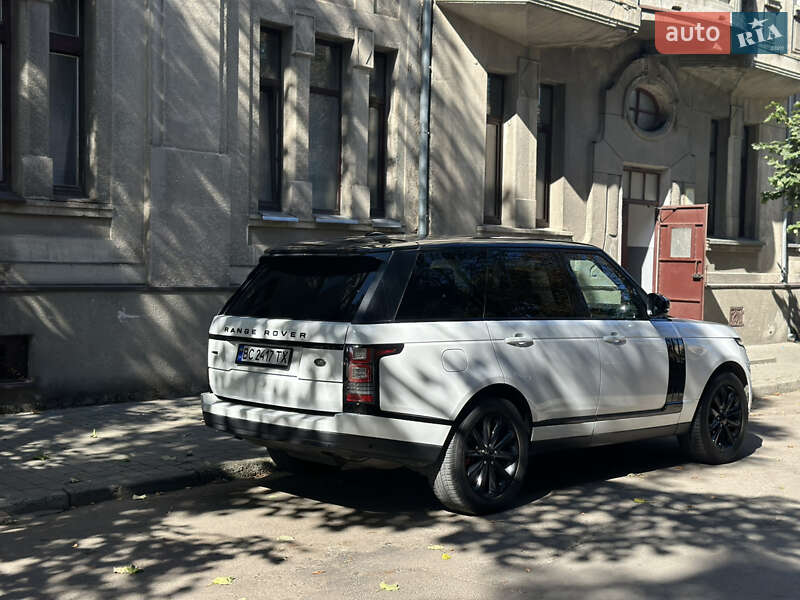 Внедорожник / Кроссовер Land Rover Range Rover 2015 в Бродах