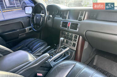 Внедорожник / Кроссовер Land Rover Range Rover 2006 в  фото 27 Внедорожник / Кроссовер Land Rover Range Rover 2006 в