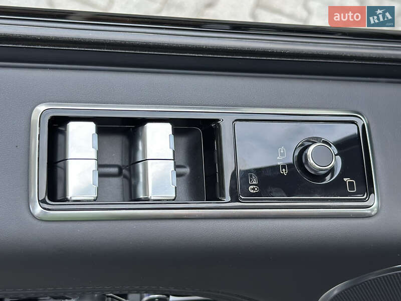 Внедорожник / Кроссовер Land Rover Range Rover 2018 в Киеве