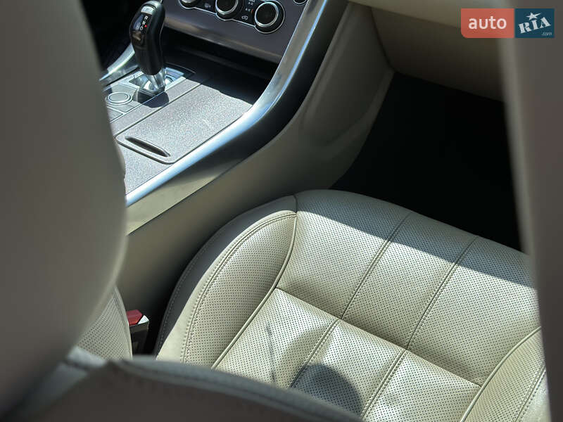 Внедорожник / Кроссовер Land Rover Range Rover 2015 в Тернополе
