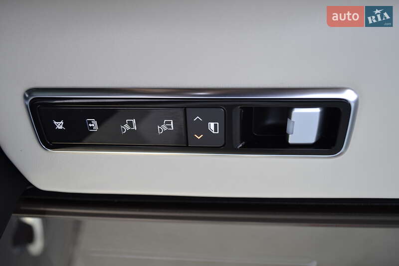Внедорожник / Кроссовер Land Rover Range Rover 2018 в Хусте