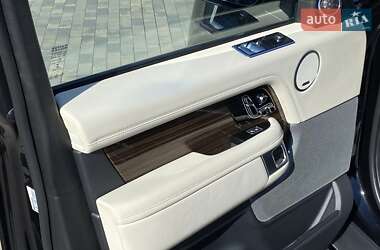 Внедорожник / Кроссовер Land Rover Range Rover 2018 в 