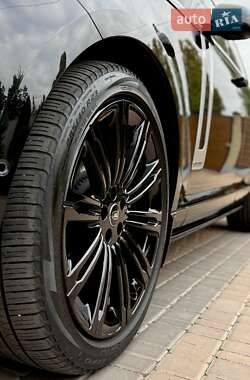 Внедорожник / Кроссовер Land Rover Range Rover 2023 в 