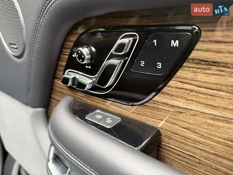 Внедорожник / Кроссовер Land Rover Range Rover 2018 в Львове