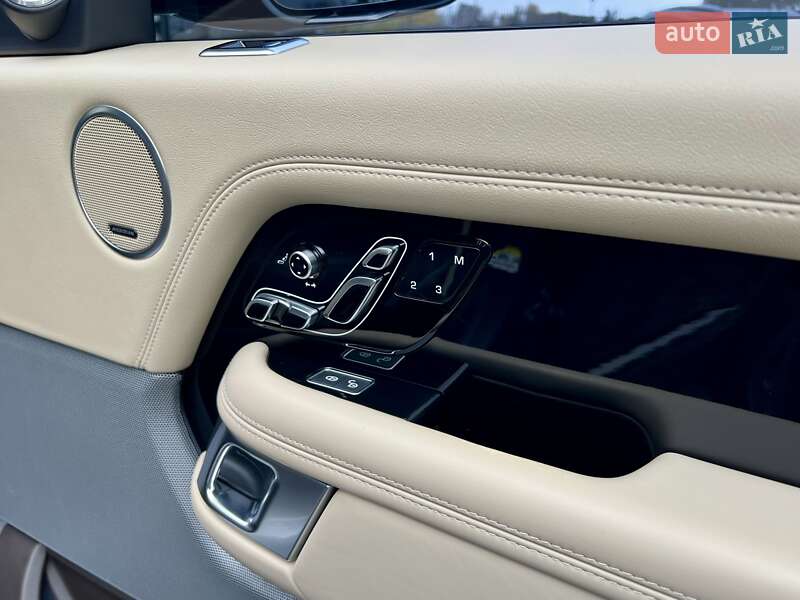 Внедорожник / Кроссовер Land Rover Range Rover 2018 в Киеве фото 54 Внедорожник / Кроссовер Land Rover Range Rover 2018 в Киеве