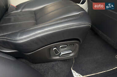 Позашляховик / Кросовер Land Rover Range Rover 2014 в  фото 5 Позашляховик / Кросовер Land Rover Range Rover 2014 в