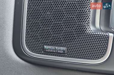 Позашляховик / Кросовер Land Rover Range Rover 2011 в 