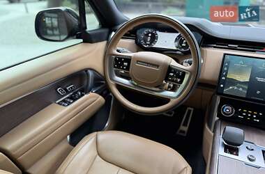 Позашляховик / Кросовер Land Rover Range Rover 2022 в  фото 8 Позашляховик / Кросовер Land Rover Range Rover 2022 в