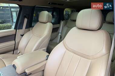 Позашляховик / Кросовер Land Rover Range Rover 2022 в  фото 14 Позашляховик / Кросовер Land Rover Range Rover 2022 в