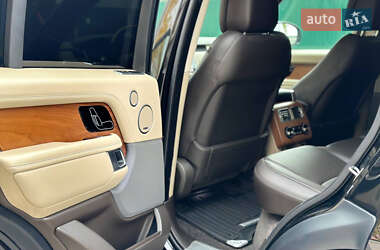 Позашляховик / Кросовер Land Rover Range Rover 2018 в  фото 18 Позашляховик / Кросовер Land Rover Range Rover 2018 в
