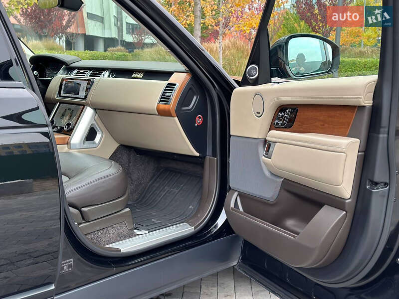 Внедорожник / Кроссовер Land Rover Range Rover 2018 в Киеве