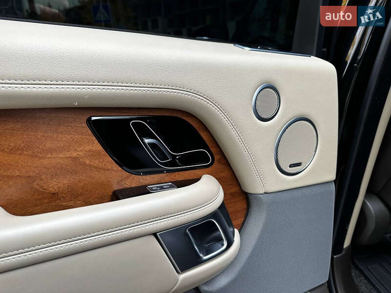 Внедорожник / Кроссовер Land Rover Range Rover 2018 в Киеве