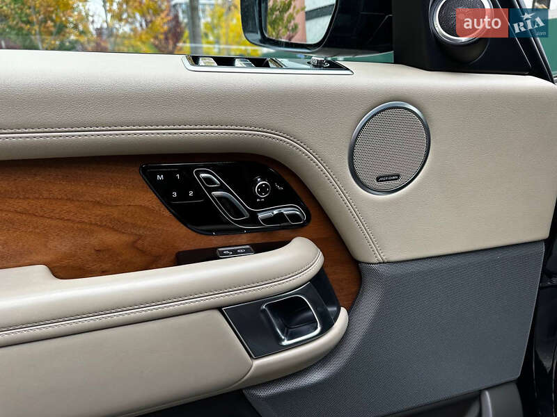 Внедорожник / Кроссовер Land Rover Range Rover 2018 в Киеве