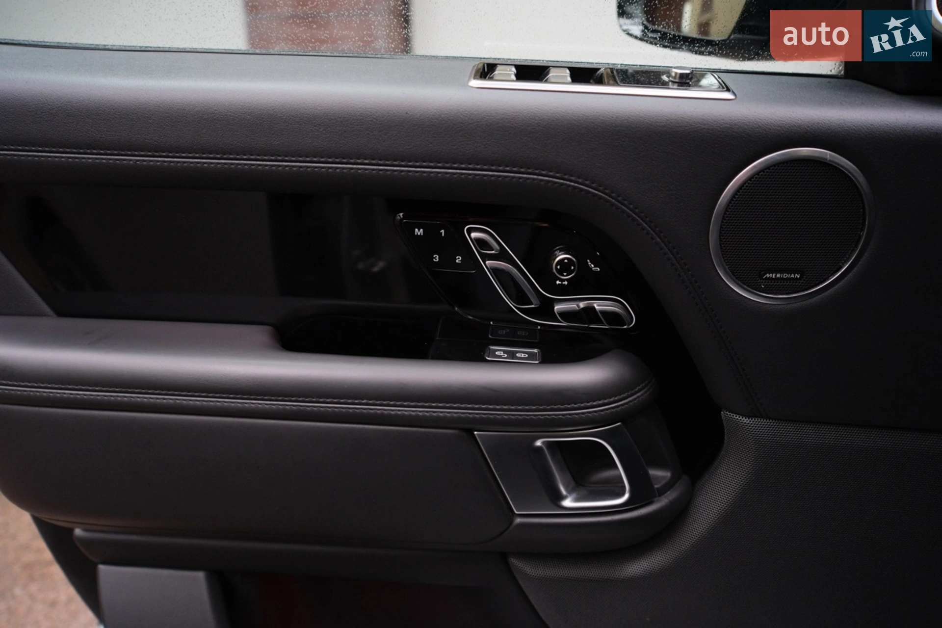 2018 Land Rover Range Rover - мініатюра 9