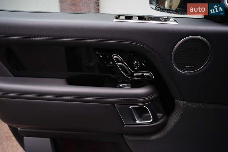 Внедорожник / Кроссовер Land Rover Range Rover 2018 в Киеве фото 9 Внедорожник / Кроссовер Land Rover Range Rover 2018 в Киеве