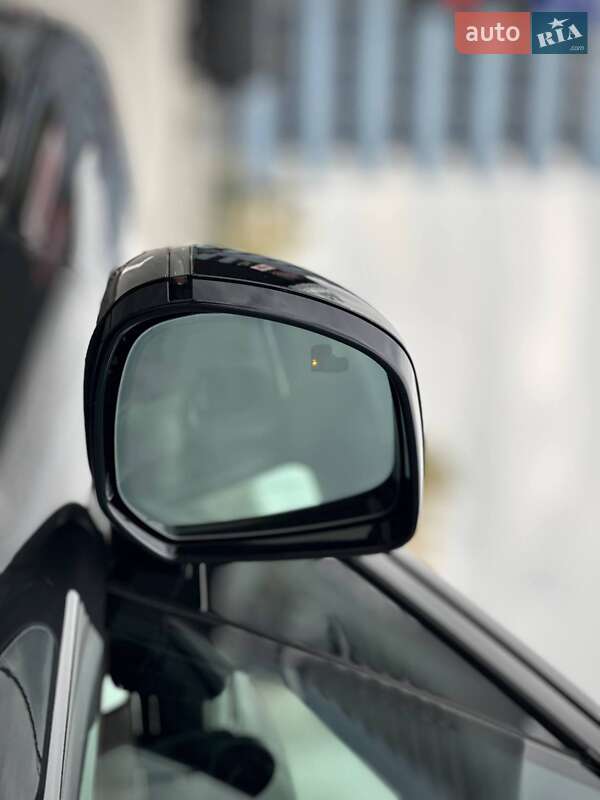 Позашляховик / Кросовер Land Rover Range Rover 2023 в Києві фото 14 Позашляховик / Кросовер Land Rover Range Rover 2023 в Києві