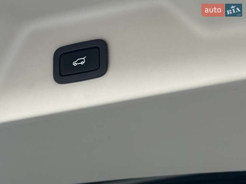 Позашляховик / Кросовер Land Rover Range Rover 2018 в Києві фото 34 Позашляховик / Кросовер Land Rover Range Rover 2018 в Києві