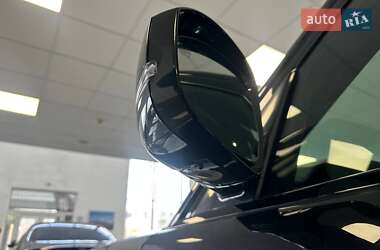 Позашляховик / Кросовер Land Rover Range Rover 2018 в  фото 9 Позашляховик / Кросовер Land Rover Range Rover 2018 в