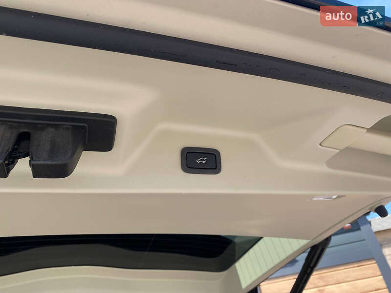 Внедорожник / Кроссовер Land Rover Range Rover 2015 в Житомире