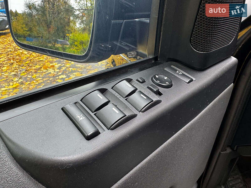 Внедорожник / Кроссовер Land Rover Range Rover 2009 в Киеве