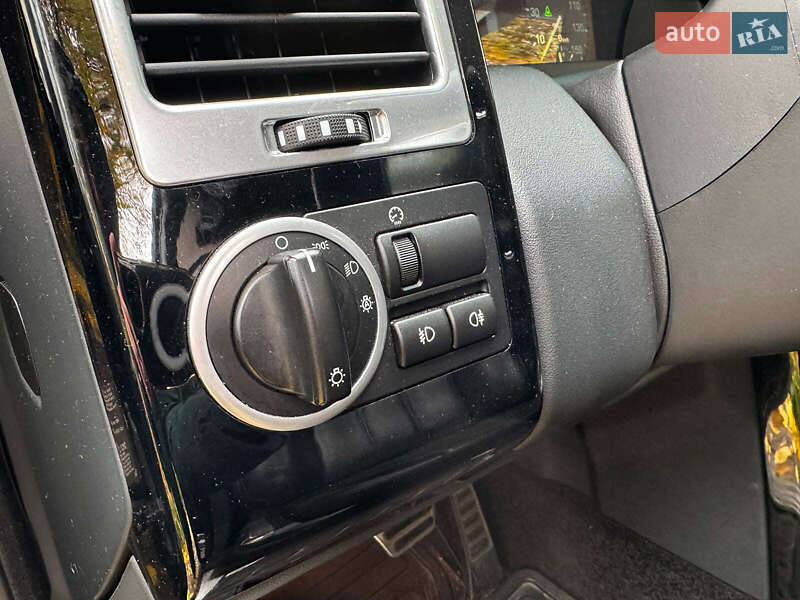 Внедорожник / Кроссовер Land Rover Range Rover 2009 в Киеве