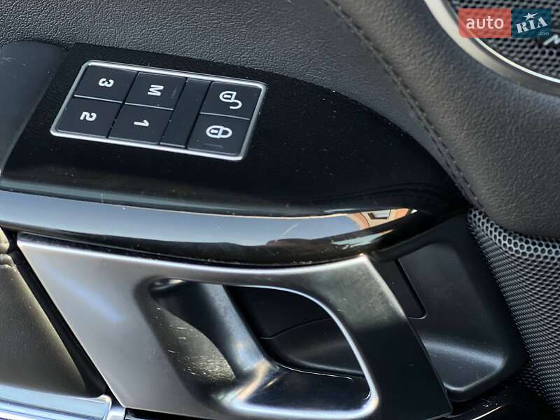 Позашляховик / Кросовер Land Rover Range Rover 2016 в Києві фото 25 Позашляховик / Кросовер Land Rover Range Rover 2016 в Києві