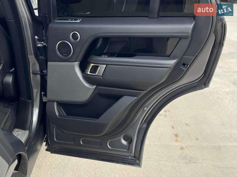 Внедорожник / Кроссовер Land Rover Range Rover 2018 в Киеве фото 33 Внедорожник / Кроссовер Land Rover Range Rover 2018 в Киеве