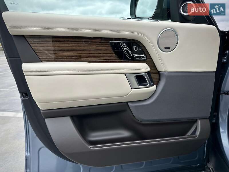 Внедорожник / Кроссовер Land Rover Range Rover 2018 в Киеве фото 34 Внедорожник / Кроссовер Land Rover Range Rover 2018 в Киеве
