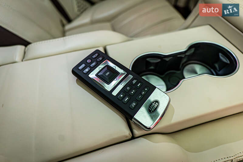 Внедорожник / Кроссовер Land Rover Range Rover 2017 в Киеве фото 25 Внедорожник / Кроссовер Land Rover Range Rover 2017 в Киеве