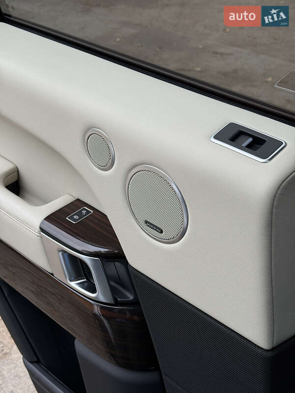 Внедорожник / Кроссовер Land Rover Range Rover 2016 в Одессе фото 31 Внедорожник / Кроссовер Land Rover Range Rover 2016 в Одессе