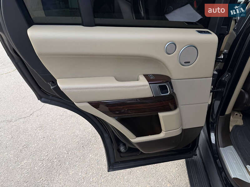 Внедорожник / Кроссовер Land Rover Range Rover 2015 в Запорожье