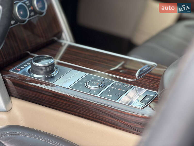 Внедорожник / Кроссовер Land Rover Range Rover 2015 в Запорожье