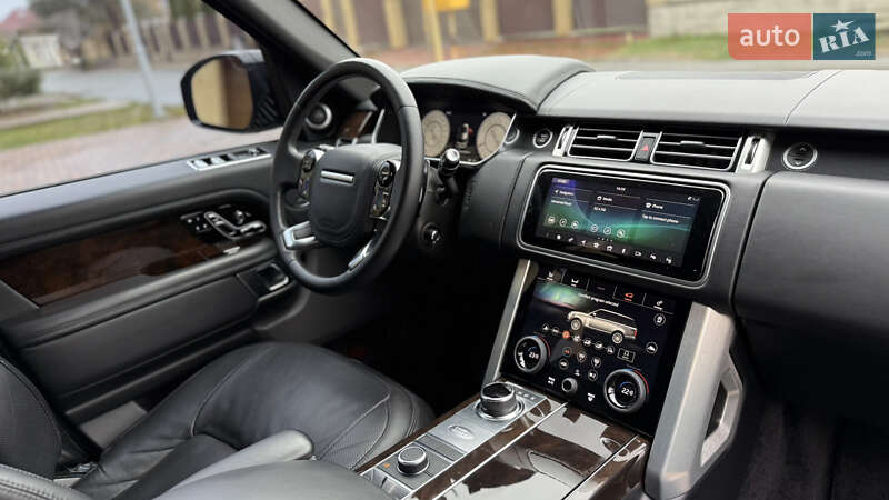 Внедорожник / Кроссовер Land Rover Range Rover 2017 в Киеве