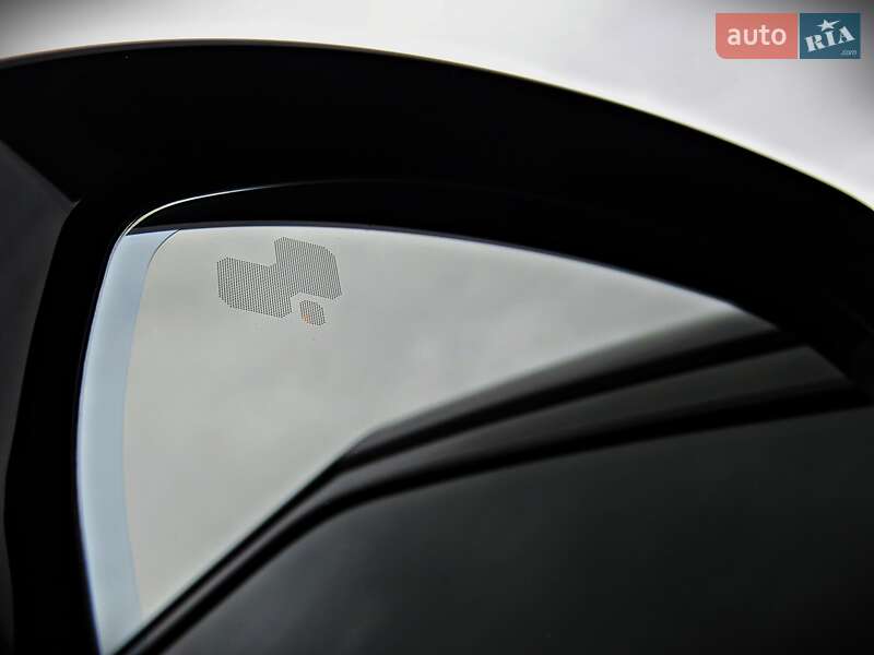 Внедорожник / Кроссовер Land Rover Range Rover 2015 в Черкассах