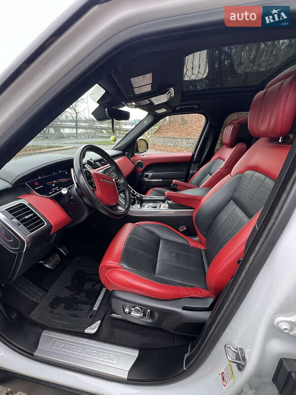 Внедорожник / Кроссовер Land Rover Range Rover 2018 в Киеве фото 34 Внедорожник / Кроссовер Land Rover Range Rover 2018 в Киеве