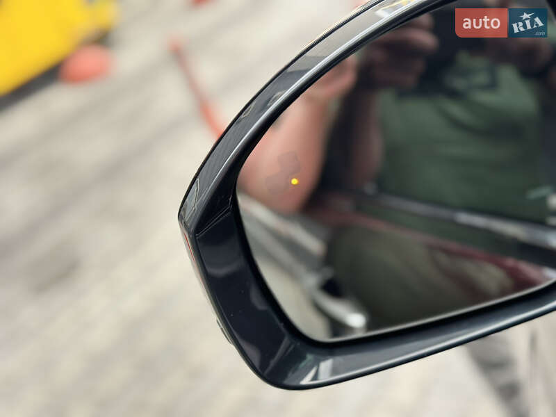 Внедорожник / Кроссовер Land Rover Range Rover 2018 в Киеве