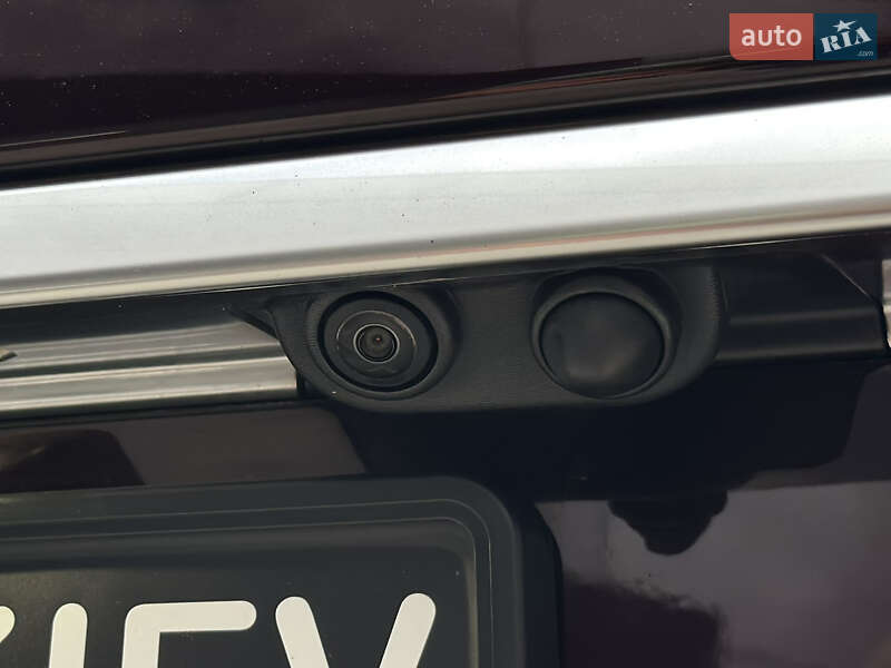 Внедорожник / Кроссовер Land Rover Range Rover 2018 в Киеве