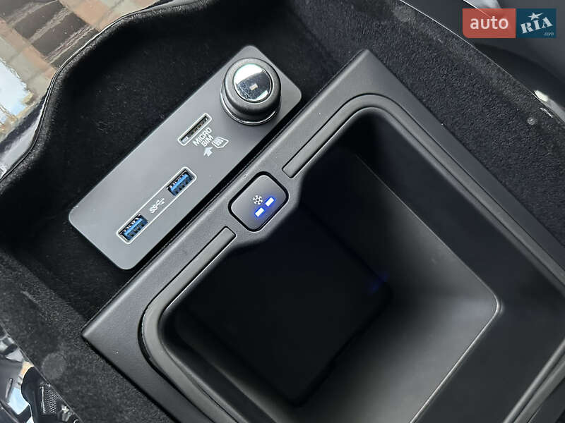 Внедорожник / Кроссовер Land Rover Range Rover 2018 в Киеве