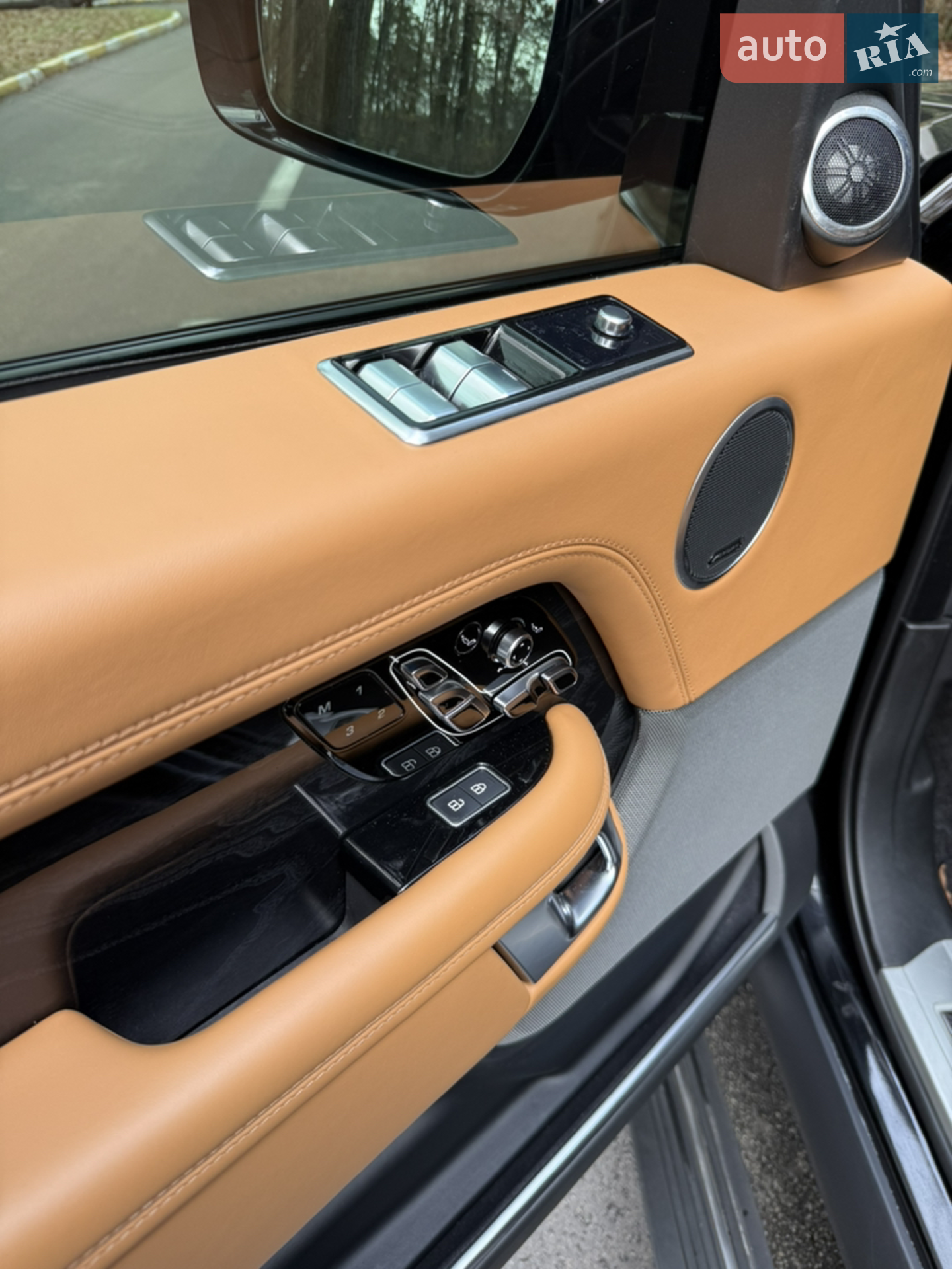 2021 Land Rover Range Rover - мініатюра 25
