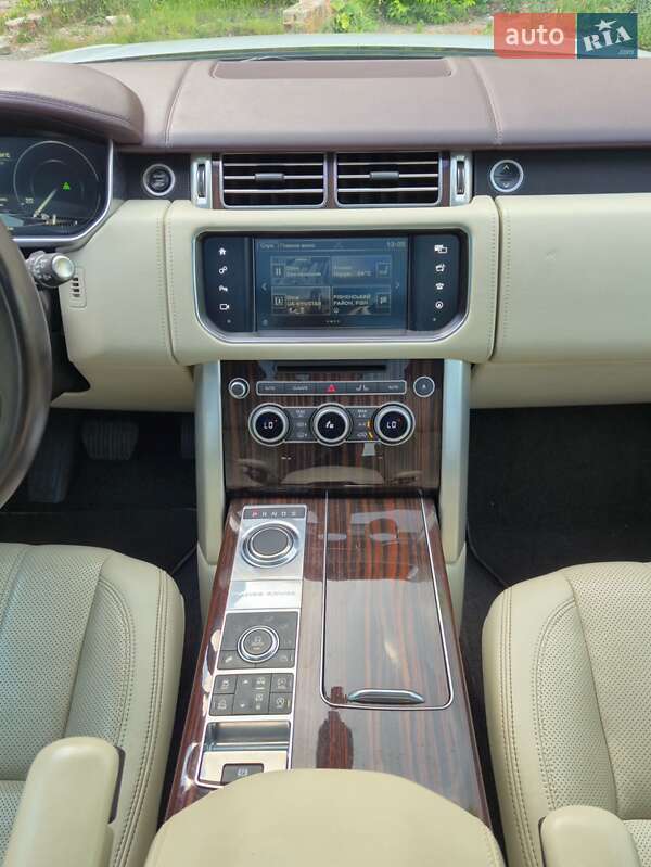 Позашляховик / Кросовер Land Rover Range Rover 2016 в Києві фото 13 Позашляховик / Кросовер Land Rover Range Rover 2016 в Києві