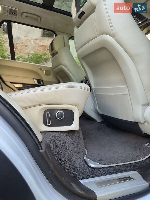 Позашляховик / Кросовер Land Rover Range Rover 2016 в Києві фото 32 Позашляховик / Кросовер Land Rover Range Rover 2016 в Києві