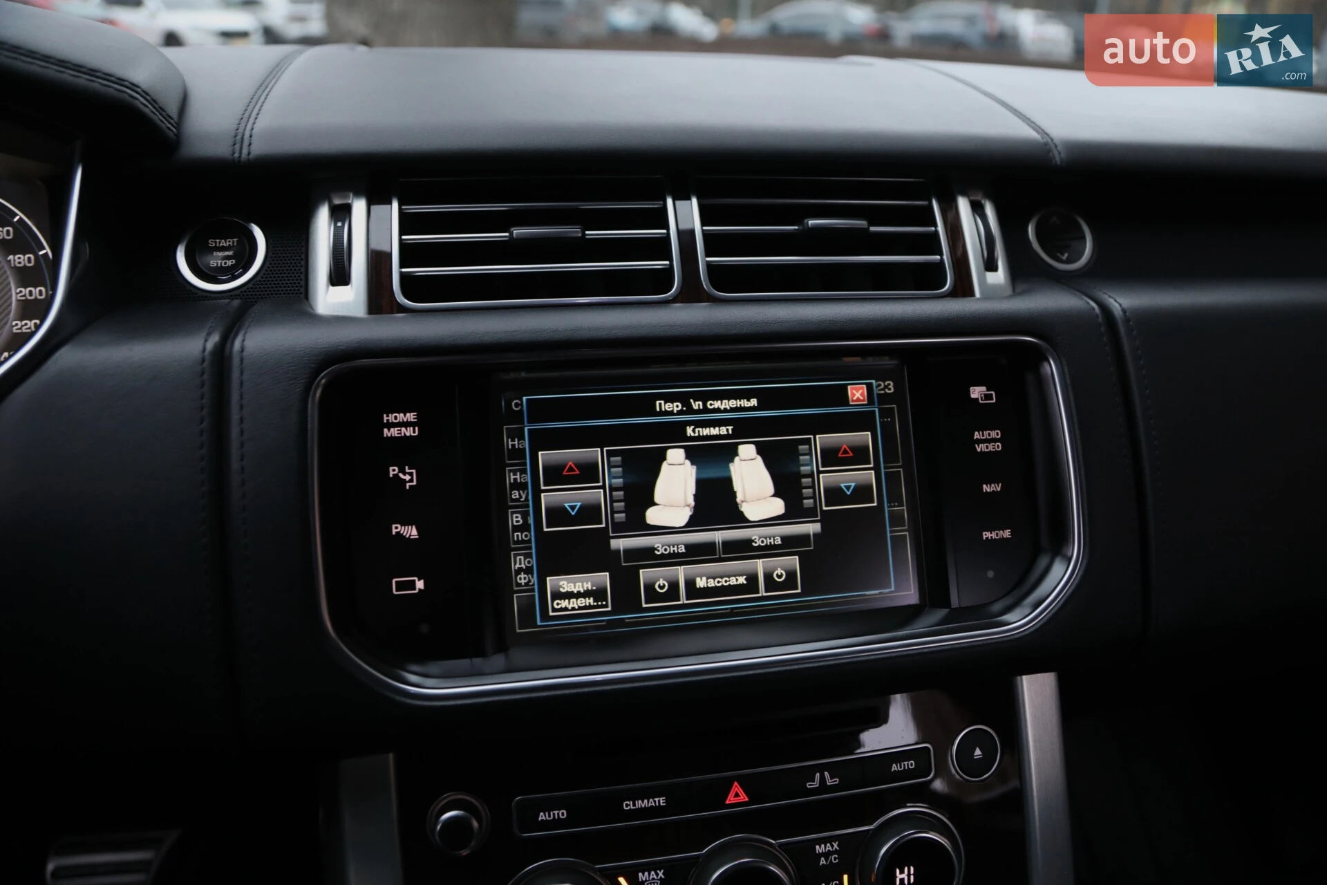 2012 Land Rover Range Rover - мініатюра 23