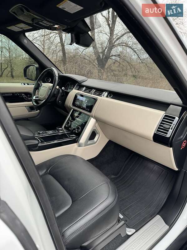 Внедорожник / Кроссовер Land Rover Range Rover 2018 в Киеве