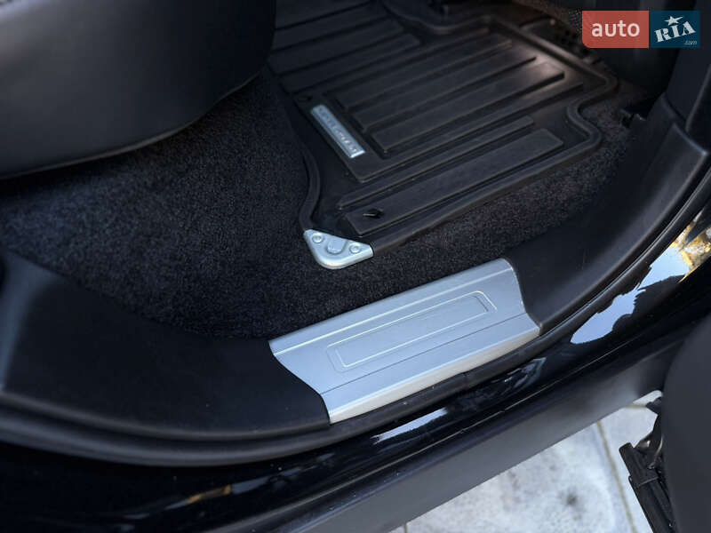 Внедорожник / Кроссовер Land Rover Range Rover 2018 в Львове