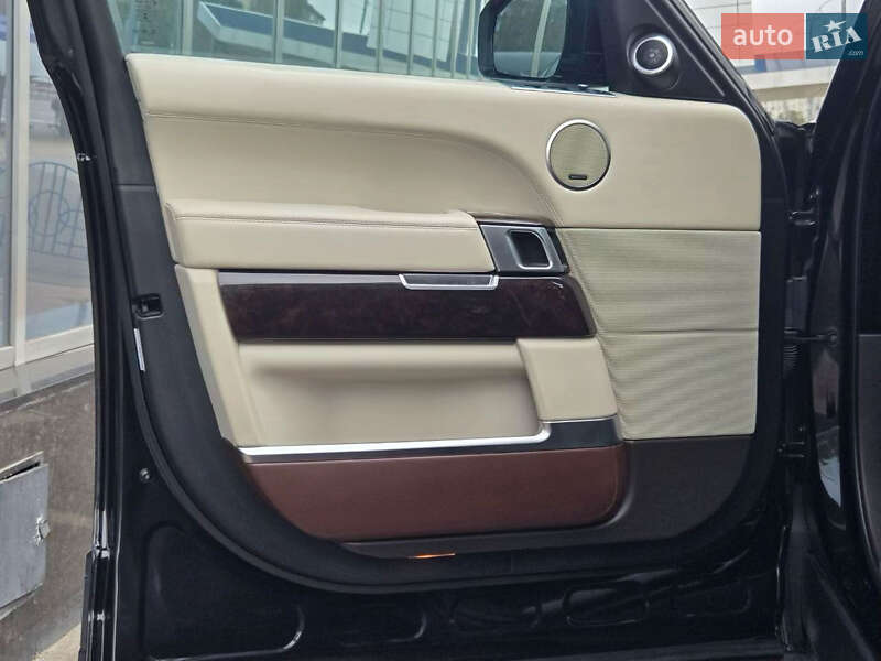 Внедорожник / Кроссовер Land Rover Range Rover 2017 в Киеве